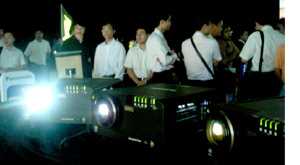 ����Ӱ�¾�������δ��������ͶӰ��OPEN HOUSEչʾ��¡�ؾ���