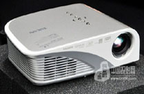 ����HDMI �Ӻ�����ʿ�Ƴ�LED����ͶӰ