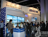 ��˫��������ƴ����ʾ������InfoComm������